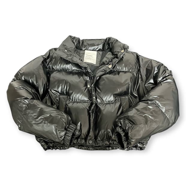 Codegraphy 유광 숏 패딩 점퍼