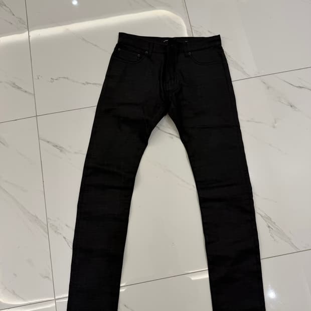 생로랑 블랙 코티드 데님