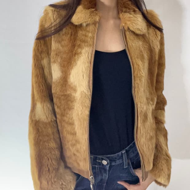 카라멜 페이크퍼 숏자켓 / 슬림핏