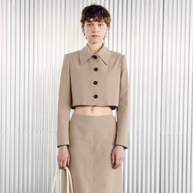 에오우스(EOUS) 크롭자켓 프리사이즈 새상품