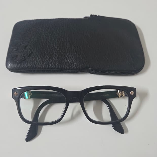 크롬하츠 바질란테 블랙 안경