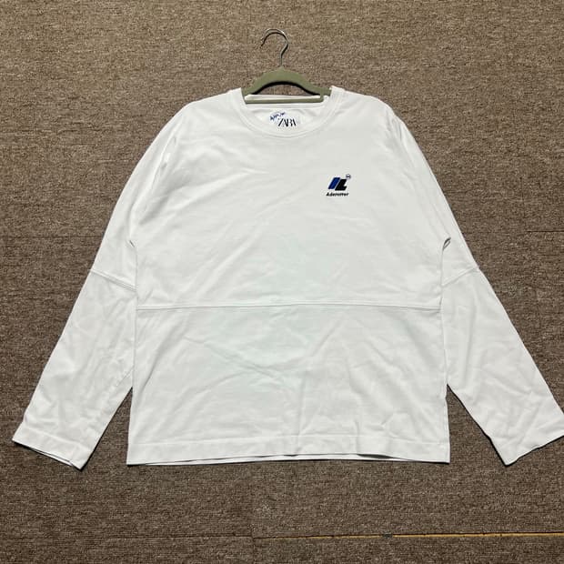 자라x아더에러 콜라보 롱슬리브 S-M