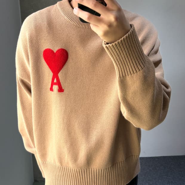 아미 21SS 빅하트 스웨터