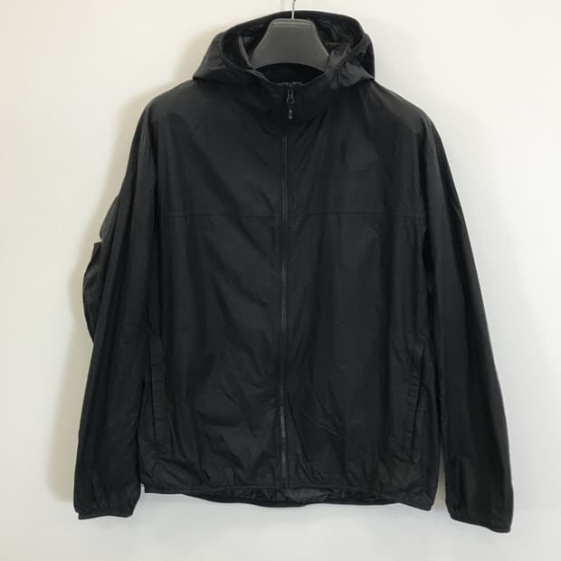 유니클로 UV프로텍션 3D 바람막이 블랙 [M]