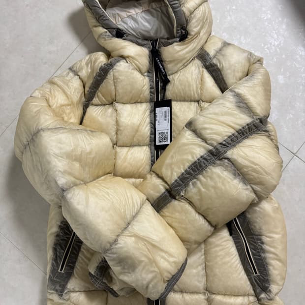 [L] CP컴퍼니 디디쉘 패딩 피스타치오