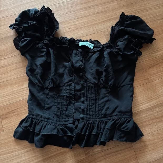 페일제이드 쥴리 프릴 버튼 블라우스 블랙 M