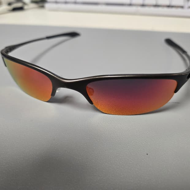 오클리 Ti 하프와이어 풀티타늄