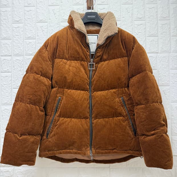 우영미 코듀로이 패딩(48 10장일괄 구매시 이상품 드립니다)