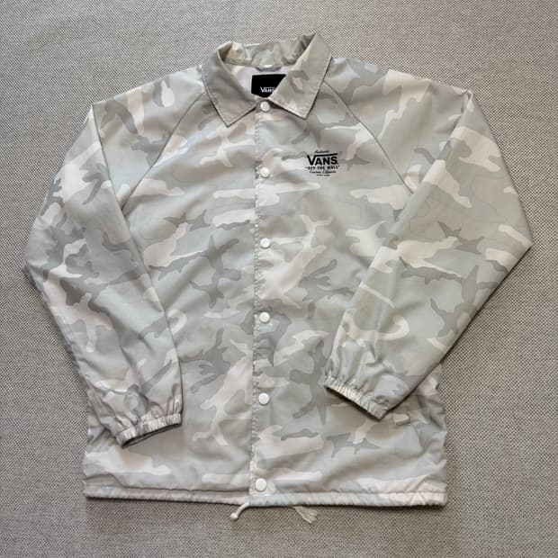 반스 카모 코치 자켓