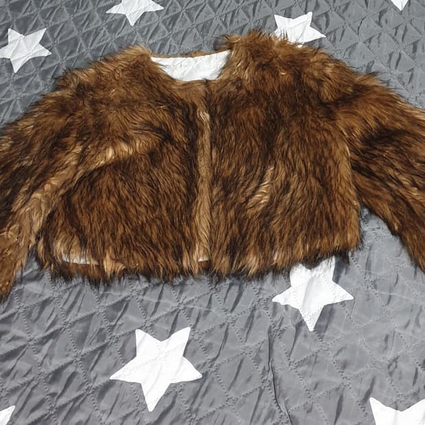 인조모피 안감퀄팅 크롭 퍼 자켓 (F)