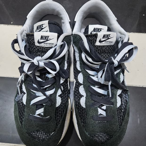 나이키 사카이 베이퍼와플 블랙 260