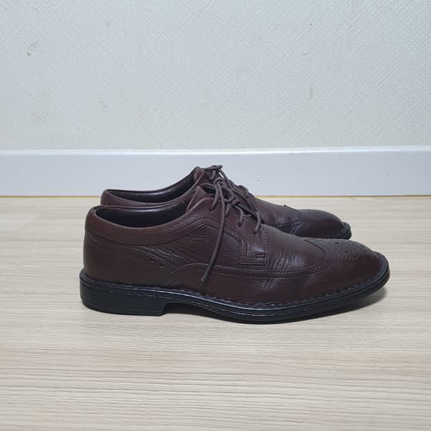 락포트 윙팁 구두 250