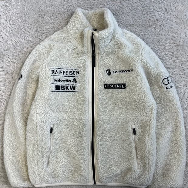 데상트 양털 후리스/#649