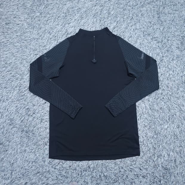 나이키) M 남자 드릴탑 드라이핏 반집업긴팔티 / 왕눈이샵