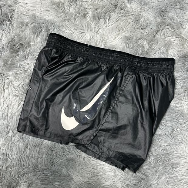 나이키 여성 드라이핏 런 쇼츠 블랙