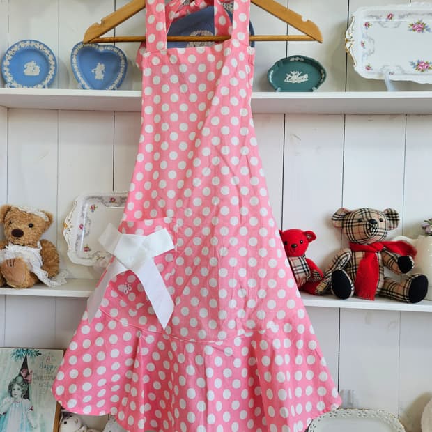 핑크 도트 리본 에이프런