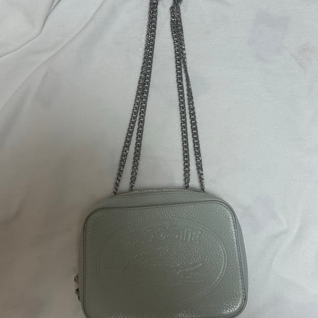 라코스테 체인 크로스백