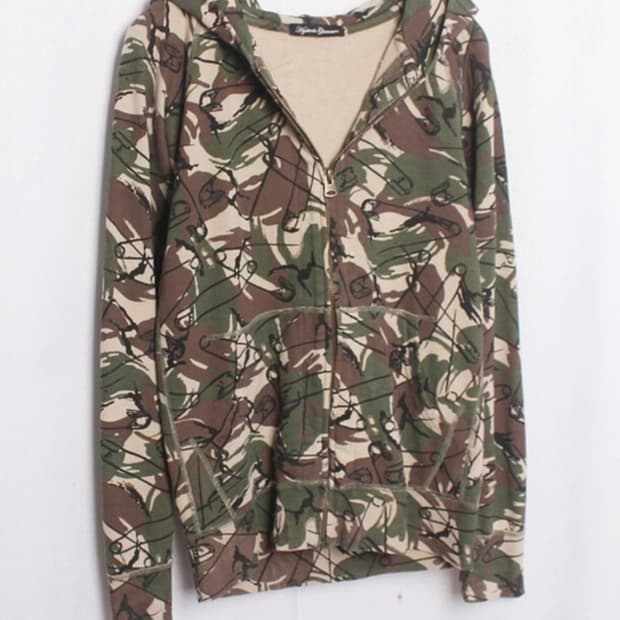 히스테릭 글래머 카모 집업 후디