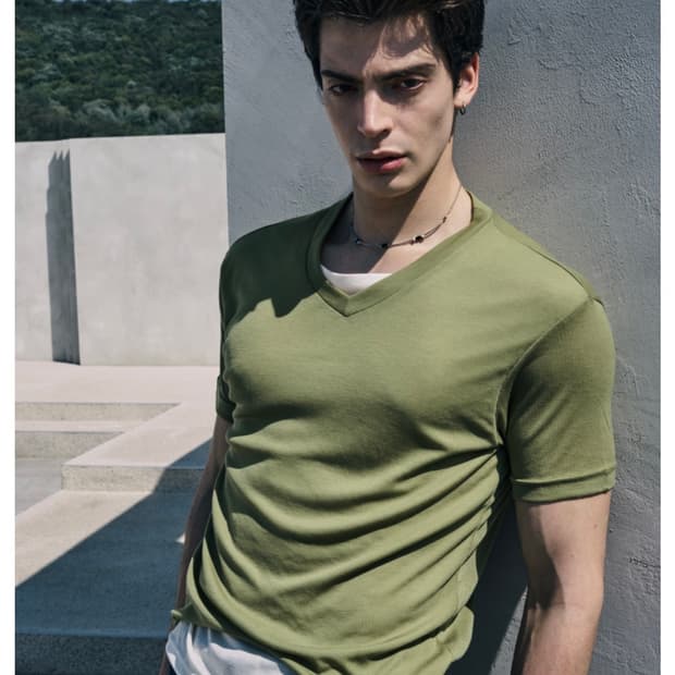헬렛 LAYERED V-NECK SLIM TEE [AVOCADO]_M