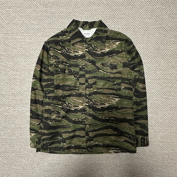 BACK NUMBER camo shirt jacket