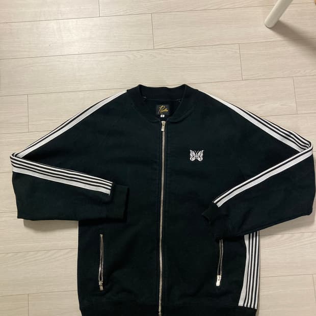 니들스 lhp 스웻 트랙자켓 팝니다