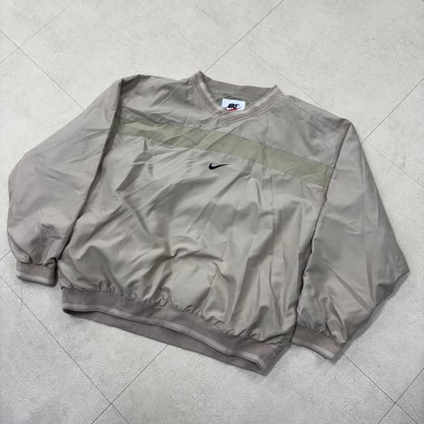 나이키 센터스우시 배색 웜업