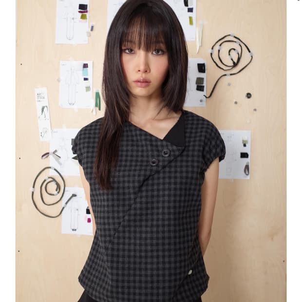 온스카 TULIP COLLAR PUFF BLOUSE