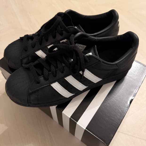 아디다스 슈퍼스타 블랙