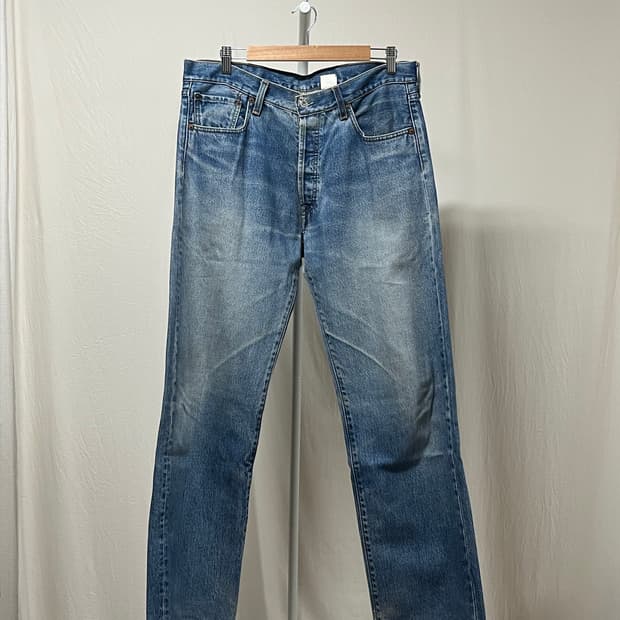 Levis 501 denim pants