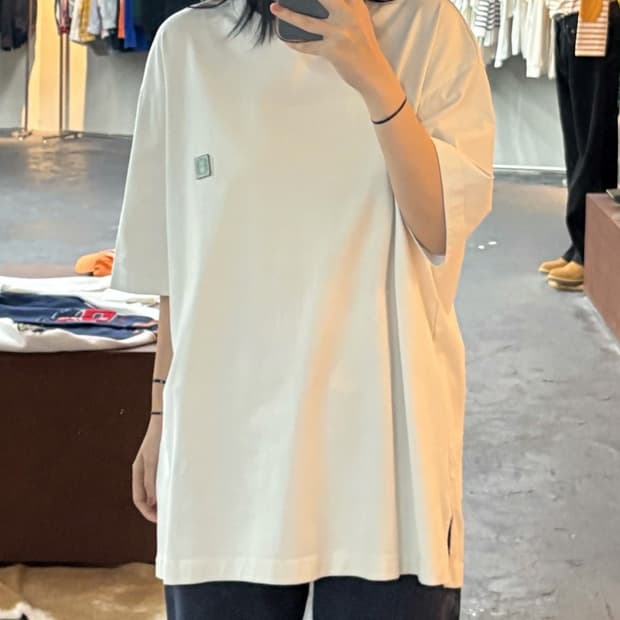 솔리드옴므 네온 백로고 반팔 티셔츠