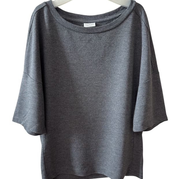 드리스 반 노튼 보트넥 저지 탑