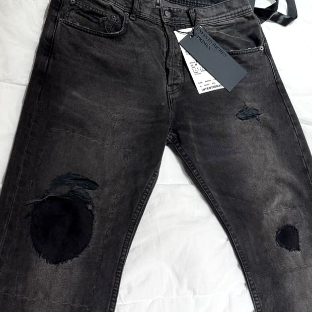 Thrashed flared Jean 