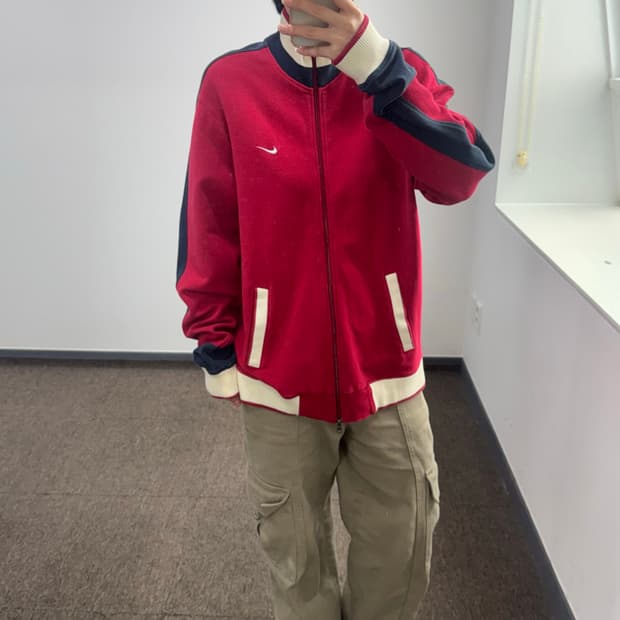 Nike 나이키 레드 배색 니트 집업