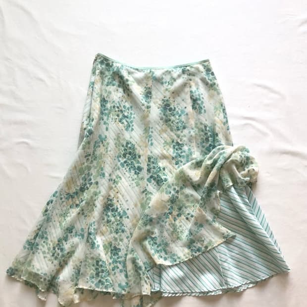 파우닝133빈티지 그린 도트 스트라이프 스커트 페어리오리엔탈미코하우스