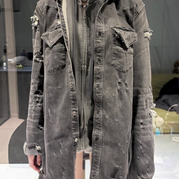 AMIRI 디스트로이드데님 흑청자켓