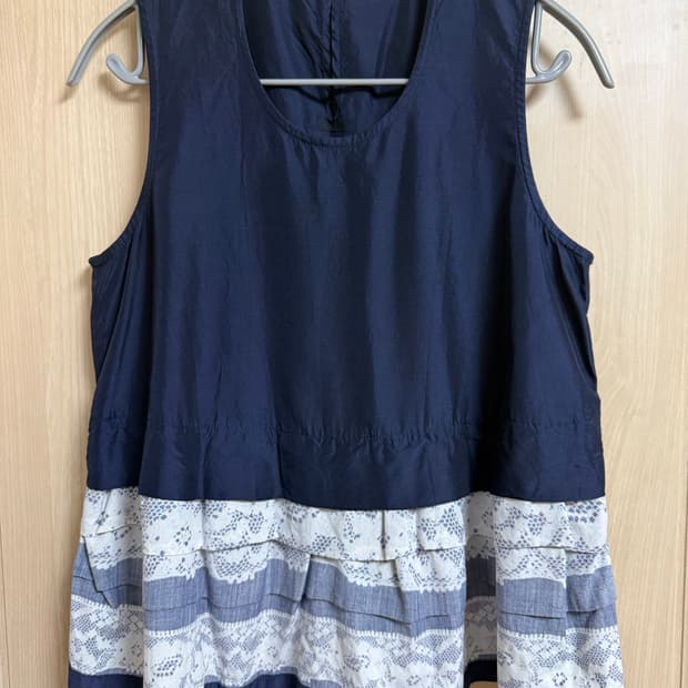 (S) Comme des Garcons sleeveless blouse