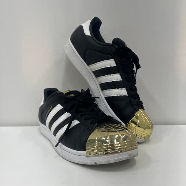 아디다스 슈퍼스타 80s 메탈 토 스니커즈 260