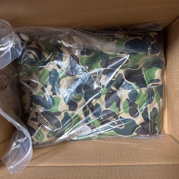 베이프 아디다스 샤크후드 US사이즈 xl