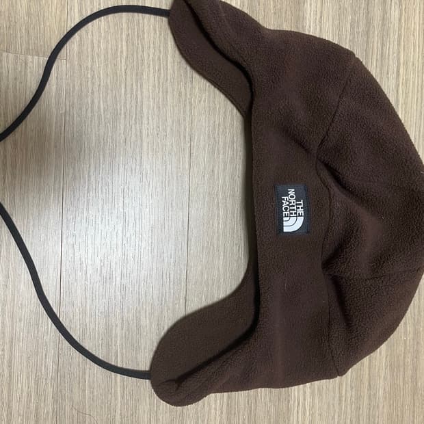노스페이스 플리스 이어머프 비니 