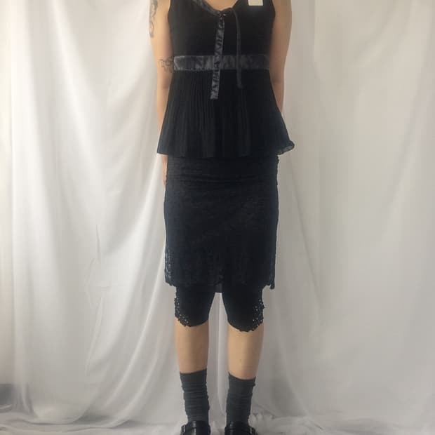 Tied point pleats layer sleeveless