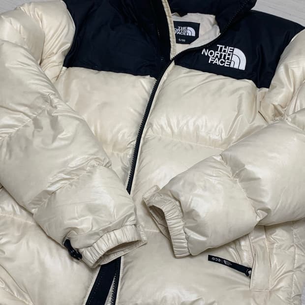 (새상품) 노스페이스 1996 에코 눕시 크림s