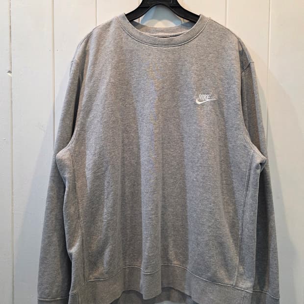 NIKE 나이키 맨투맨 (그레이)