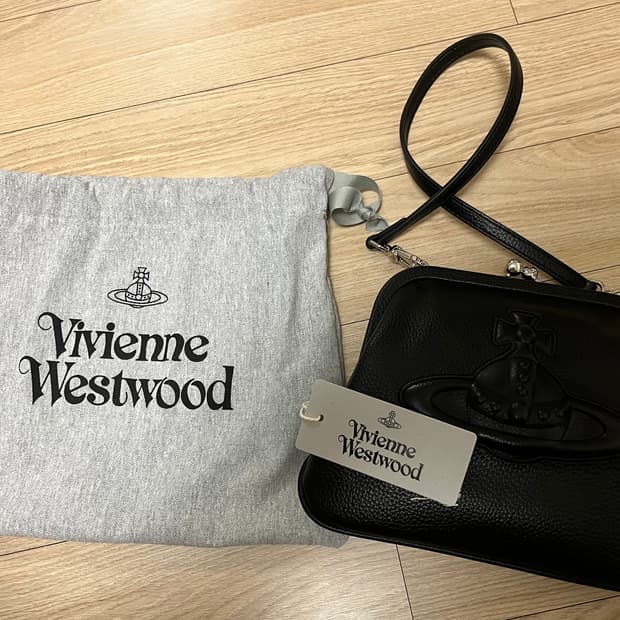 비비안웨스트우드 첼시백 블랙