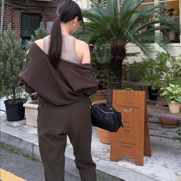 새상품 avoam 아보엠 니트 점프수트