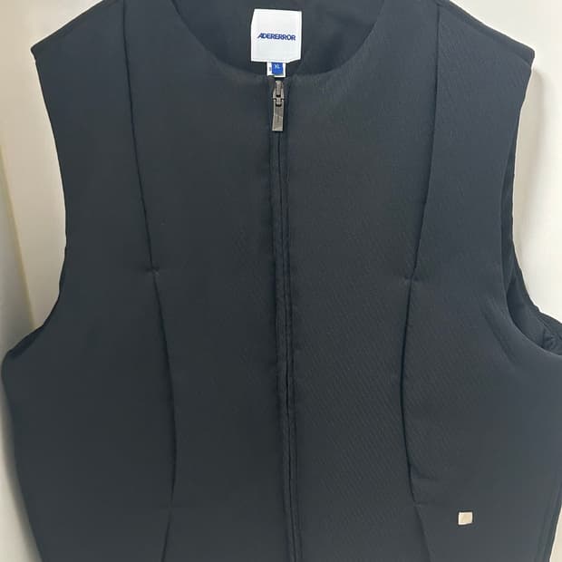 아더에러 puffer vest product.8 XL