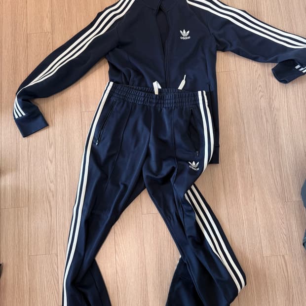 아디다스 불꽃마크 트레이닝셋트,저지