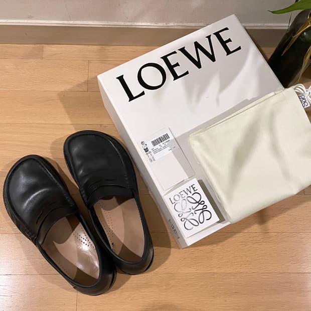 (43) Loewe 로에베 캄포 로퍼