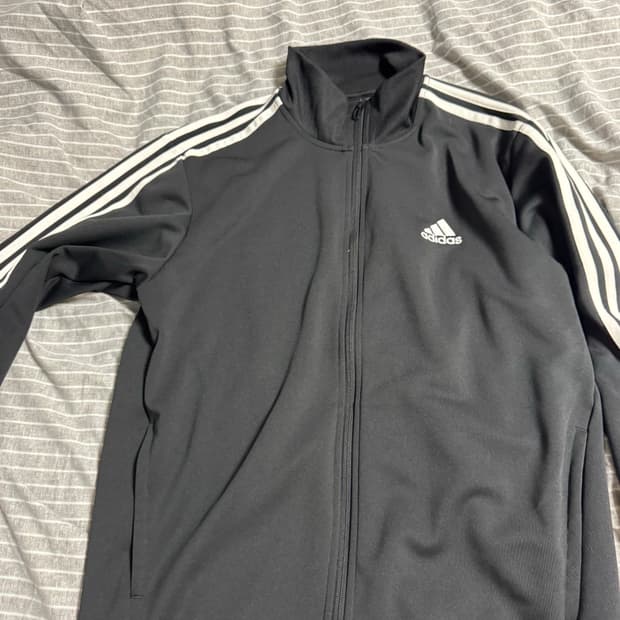 아디다스 트랙탑