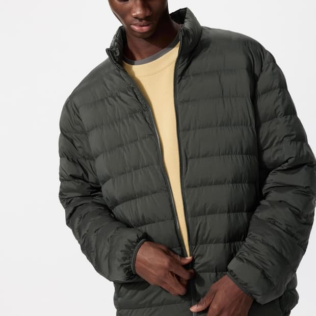 유니클로 퍼프테크 경량패딩 카키 XL