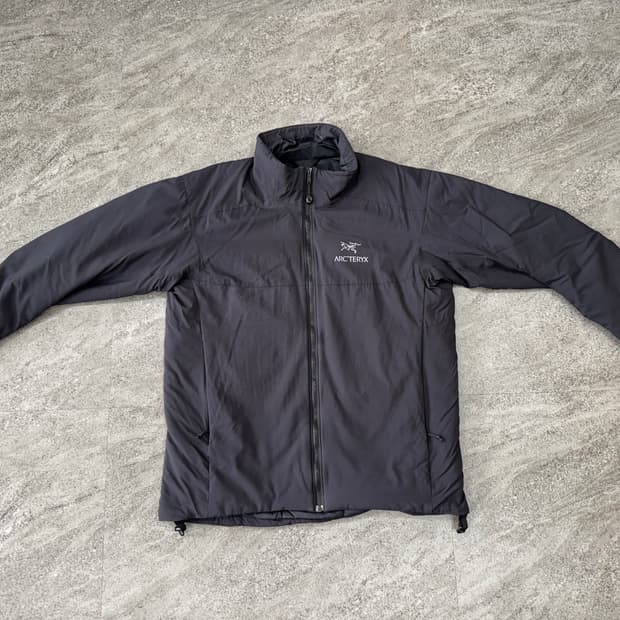 아크테릭스 Atom AR 자켓 블랙 (정품)